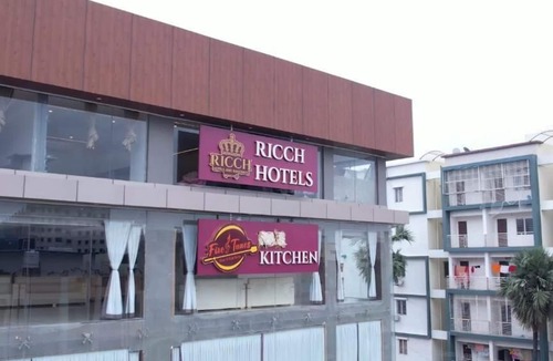 Hyderabad Hotel | Ricch Hotels