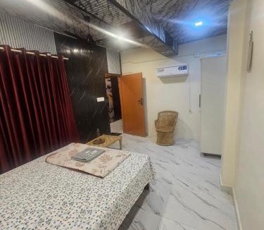 Tiruvalla House | Richard's Homestay -Classy AC Rooms