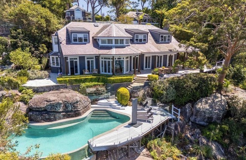 Bayview House | Ridgedale House & Cottage – Luxurious Seaside Retreat
