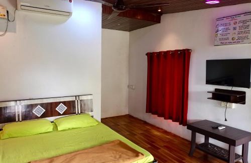 Jhambhulpada House | River Garden Guest House