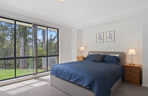 Central Coast House | River St Retreat - level modern home, picturesque outlook over Erina Creek