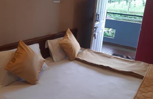 Valparai House | River View Homestsy