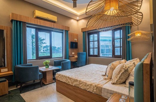 Mayapur Hotel | River View Resort