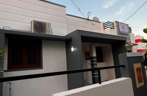 Tiruchirappalli Hotel | Rivera inn