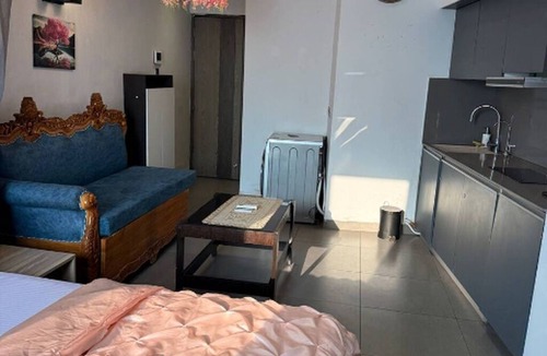 South City I Apartment | Riverfront in Heart of Noida by Luxury Heights