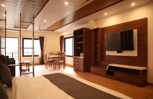 Jogiyana Hotel | Riverline Gold Resort