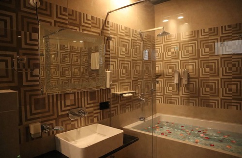 Jogiyana Hotel | Riverline Gold Resort