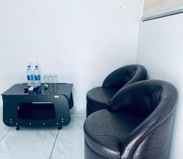 Thrippunithura Hotel | RKM Pearl