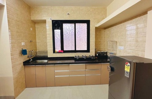 Wakad Apartment | Robin`s Roost: 2BHK Modern AC Flat in Wakad, Pune