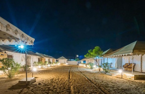 Kanoi House | Robins Desert Camp