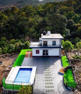Vagamon House | Rock Horizon private pool villa
