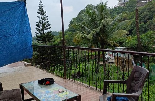Aarey Colony House | Rock villa