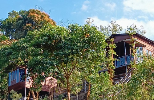 Kaimane Cottage | Romantic Huts on a Mountain with a Natural Stream