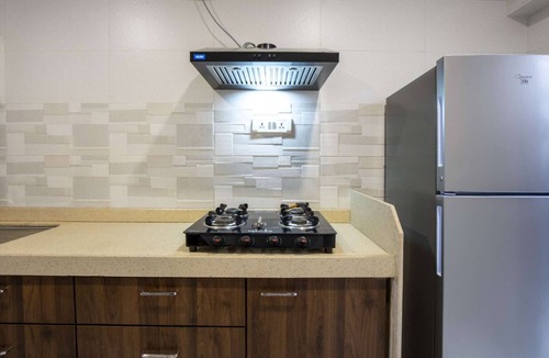 Mumbai Apartment | Rooftop Suite 3 BHK (Gagal Home)