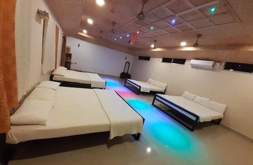 Anaimalai House | Room in Lodge - Royal Cottage, Anaimalai Room 2