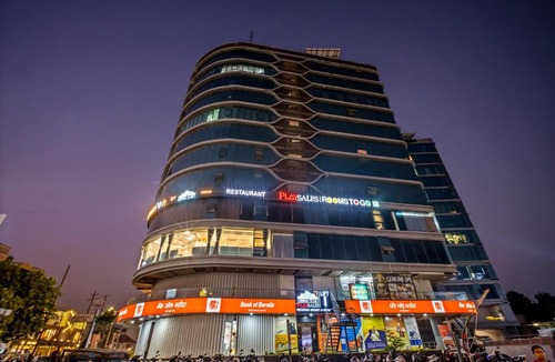 Vadodara Hotel | Rooms To Go - Indian Guest only