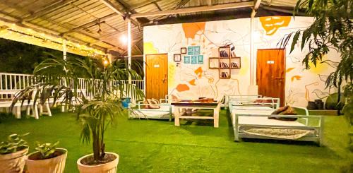 Vagator Hostel | ROOTSVILLA VAGATOR - Longstays, Coworking Backpacker's Hostel