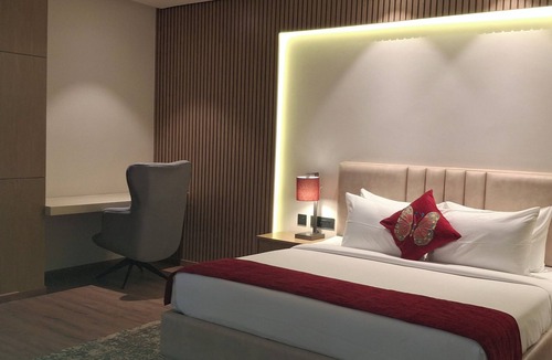 Hansi Hotel | Rosastays Hansi