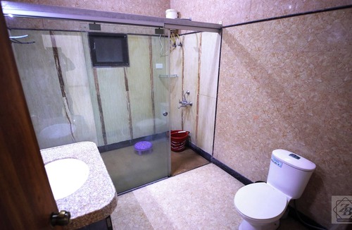 Maliwada Hotel | Rose Garden Resort DAULATABAD FORT