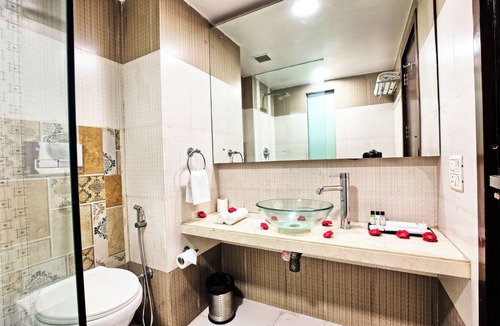 New Friends Colony Hostel | RoseMallow Hotel New Delhi