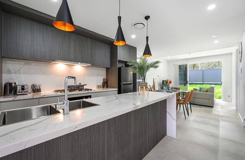 Rouse Hill House | Rousehill 5Br withnear Shopping Centre&Train
