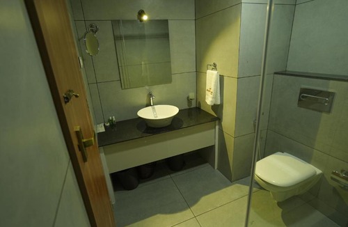 Ernakulam South Hotel | Royal Casa Cochin