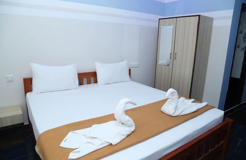 Yercaud House | Royal Galaxy Inn By Elgozo