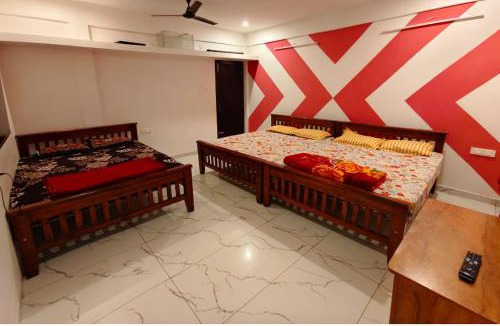 Valparai House | ROYAL GRAND Homestay & Resort