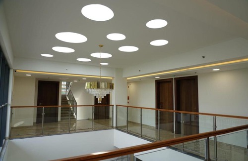 Pattambi Hotel | Royal Holidays & Stays