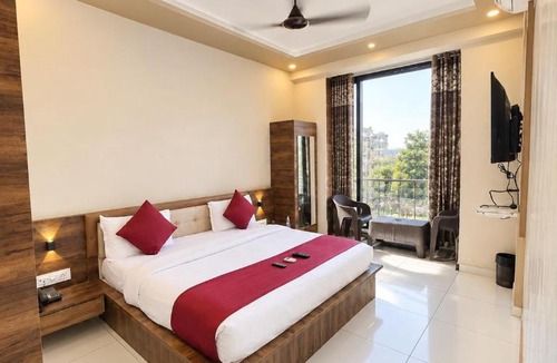 Veraval Hotel | Royal Mansion Hotel