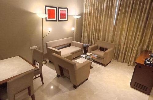 Vadodara Hotel | Royal Orchid Central Vadodara