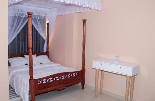 Wote Bed & Breakfast | Royal Palms Executive 2& 1 bedrooms BNB Wote town