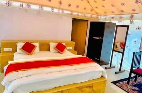 Sam Resort | Royal Sand Desert Resort