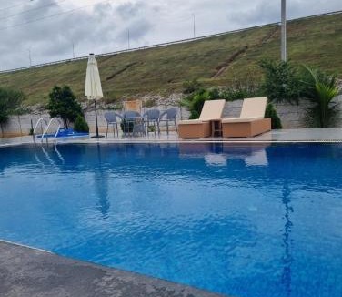 Gajwel House | Rp's Swarga Lake front Family Farmhouse