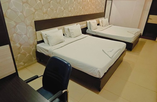 Coimbatore Hotel | RR Grand Inn