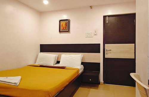 Coimbatore Hotel | RR Grand Inn