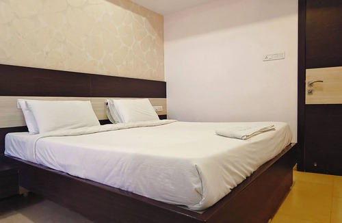 Coimbatore Hotel | RR Grand Inn