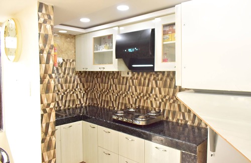 The Mall Road Villa | Rudhraksh Villa Homestay 4 Perfect Vaccy Villa