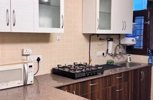 Malviya Nagar Apartment | Rusty Roads 2-bedroom apartment with AC in vibrant South Delhi, New Delhi