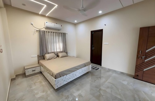 Bakaram Jagir House | S K Farm Retreat |3BR Stay in Chilkur By Homeyhuts