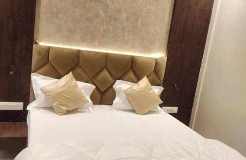 Chhabra Hotel | S.K. Plaza Hotel
