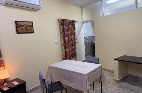Banashankari Hotel | S6,Corner building