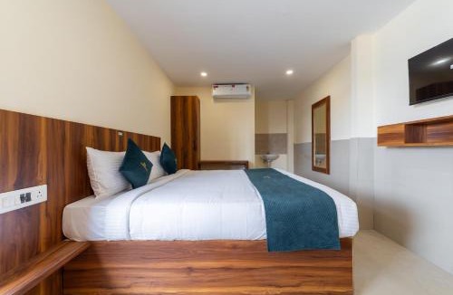 Mamangalam Hotel | SAAD Residency