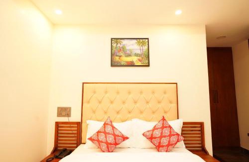 Rajajinagar Hotel | Saavees Residency