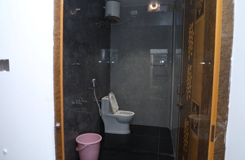 Dindigul Hotel | Sabari Residency