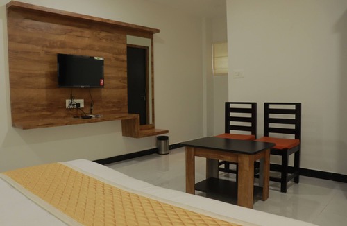Tumkur Hotel | Sadanand's Highway Inn