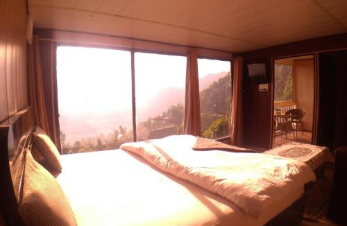 Kanatal Resort | Sadhoo Vibes Resort