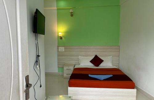 Kumily Hotel | Safariya Forest Inn