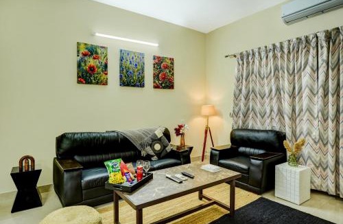 Vijaya Bank Layout Villa | Saffron Breeze Spacious 4-BHK Apartment with Living & Balcony