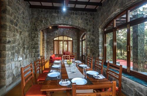 Murud Villa | Saffronstays Alma Grove 3 BR Pet friendly with Pool & Nature View